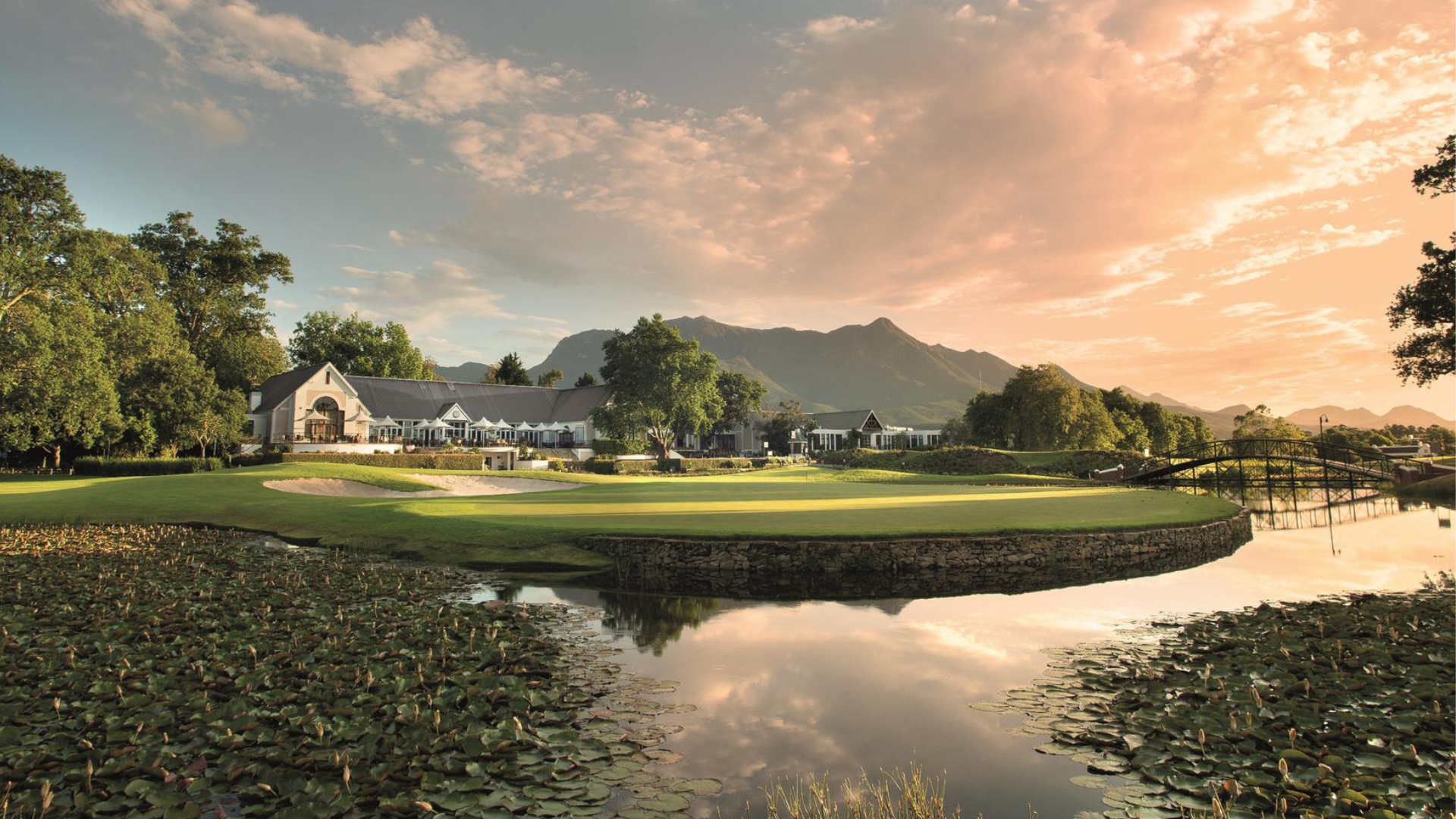 12 Bucket-List Golf Courses in South Africa, from Cape Town to Kruger